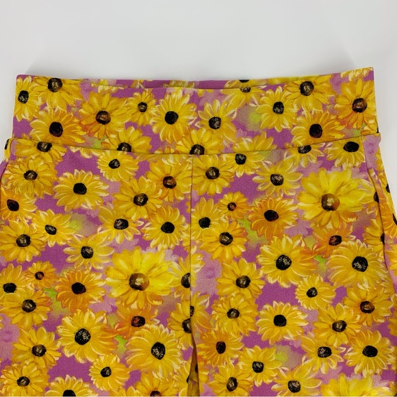 Zara NWT Bright Yellow Sunflower Print Biker Style Shorts, Small - Picture 6 of 16